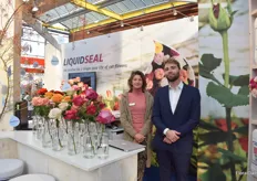 Silvia van Bodegom and Ernst van den Berg of Liquidseal. The company was presenting their soon-to-be launched product, which not only extends the vase life but also adds fragrance to the flower.